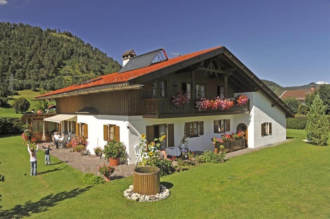 Ferienwohnung Alpenwelt ヴァルガウ エクステリア 写真