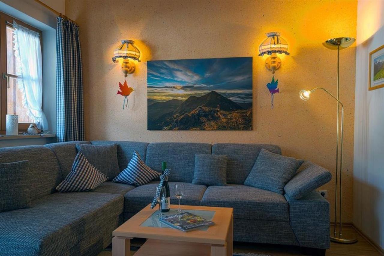 Ferienwohnung Alpenwelt ヴァルガウ エクステリア 写真