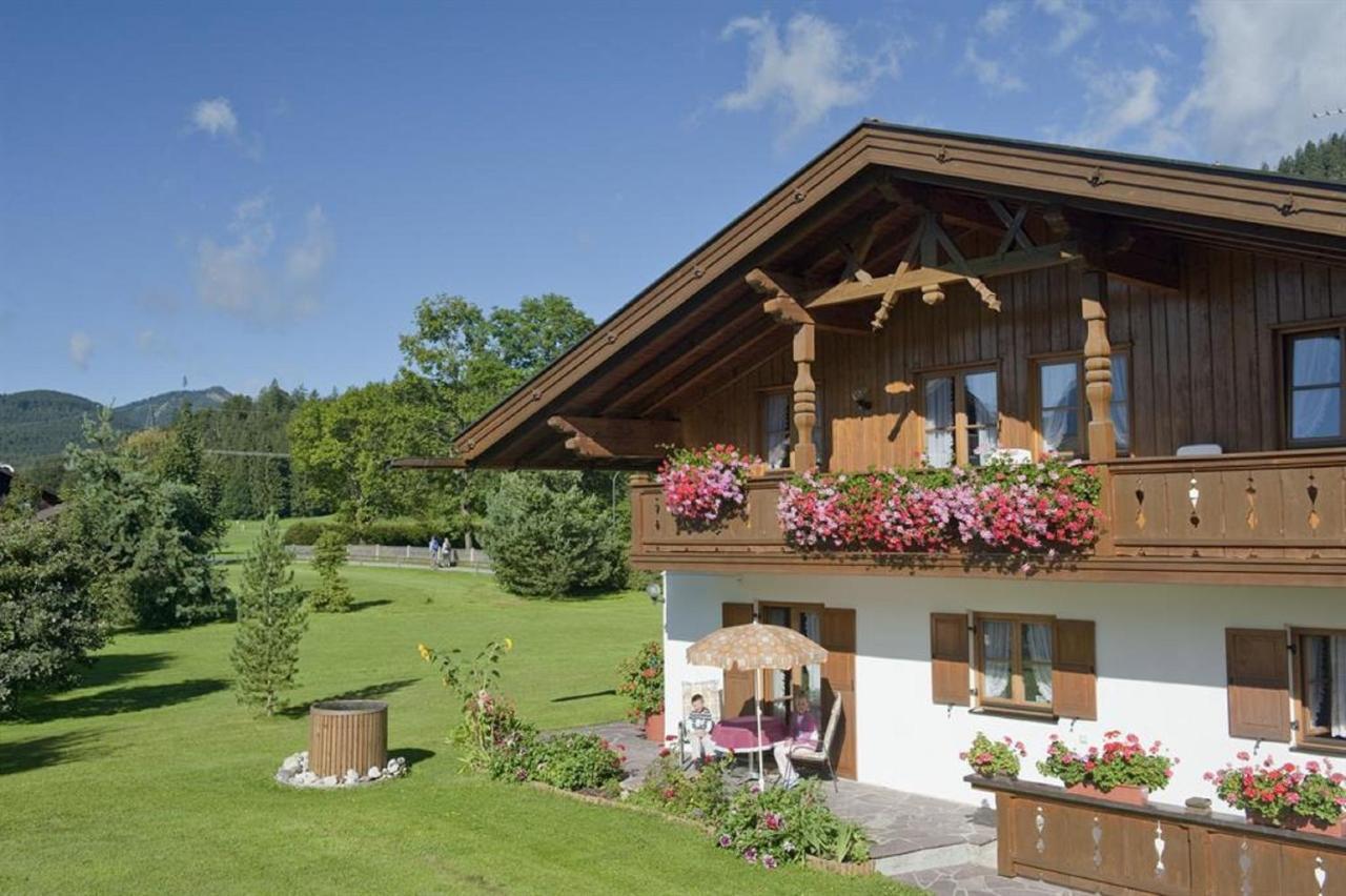 Ferienwohnung Alpenwelt ヴァルガウ エクステリア 写真