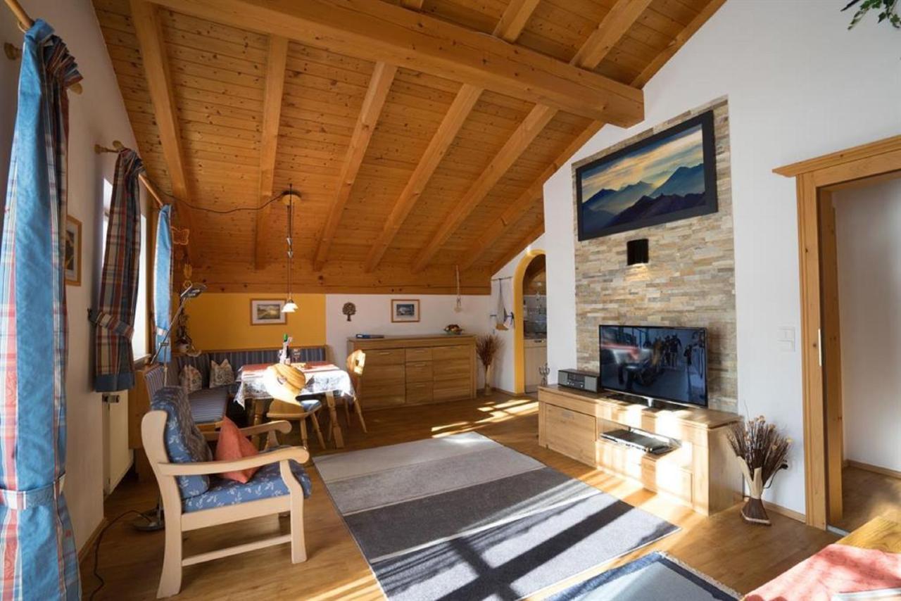 Ferienwohnung Alpenwelt ヴァルガウ エクステリア 写真