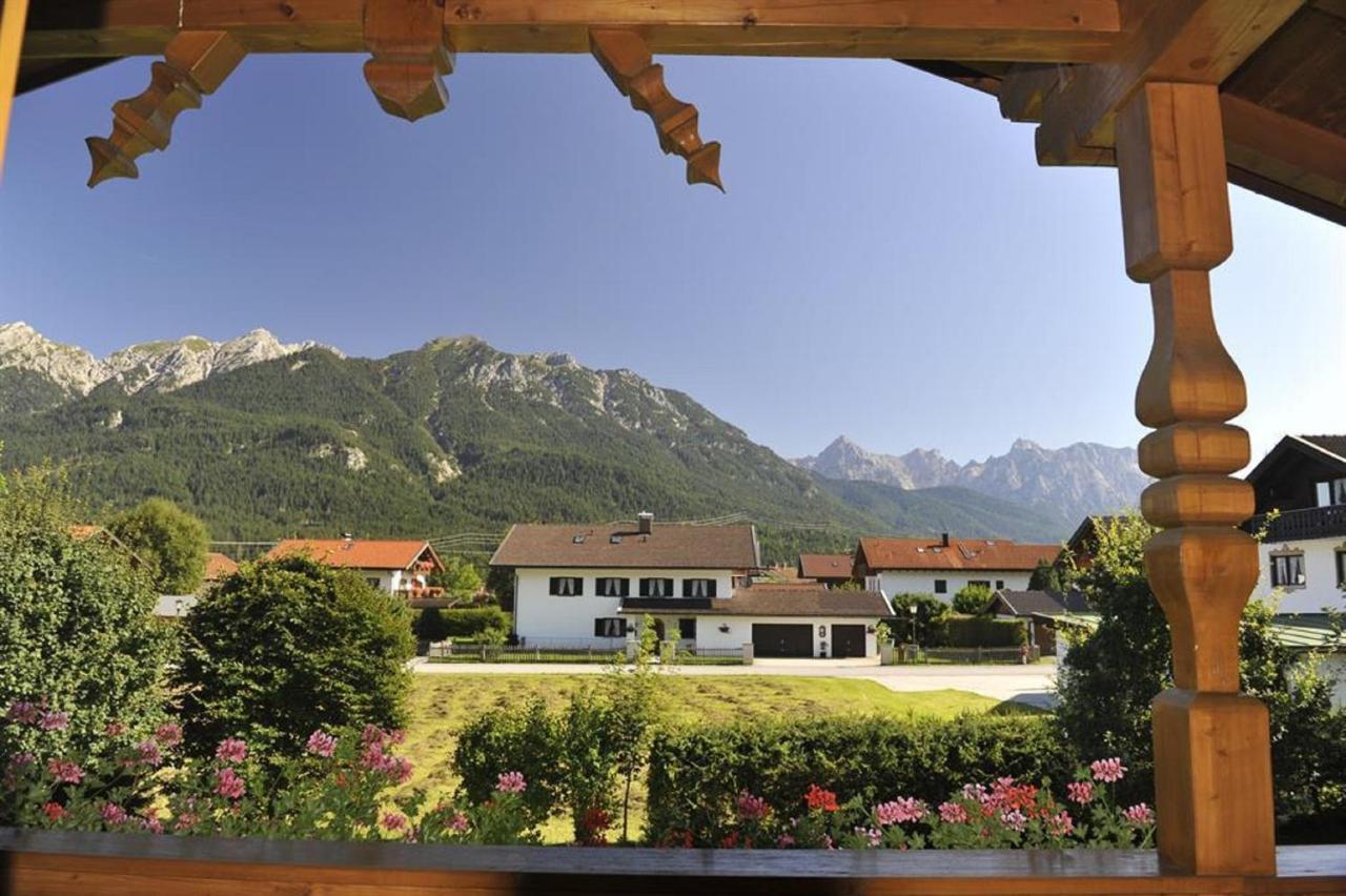 Ferienwohnung Alpenwelt ヴァルガウ エクステリア 写真